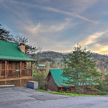 Pigeon Forge Cabin With Hot Tub And Mountain Views! Exteriér fotografie