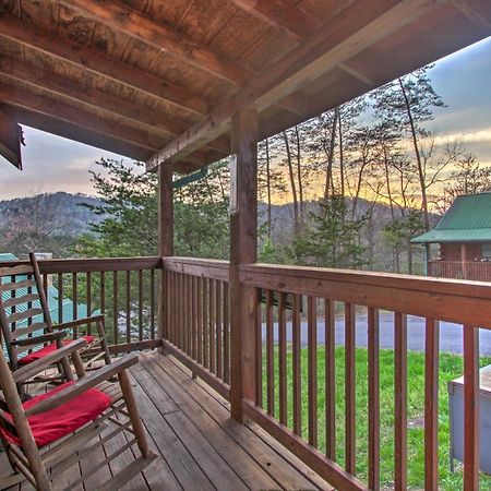 Pigeon Forge Cabin With Hot Tub And Mountain Views! Exteriér fotografie
