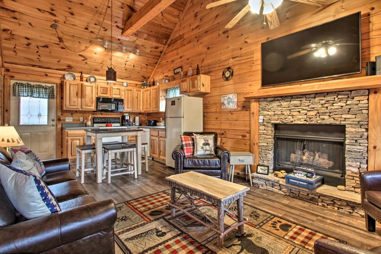 Pigeon Forge Cabin With Hot Tub And Mountain Views! Exteriér fotografie