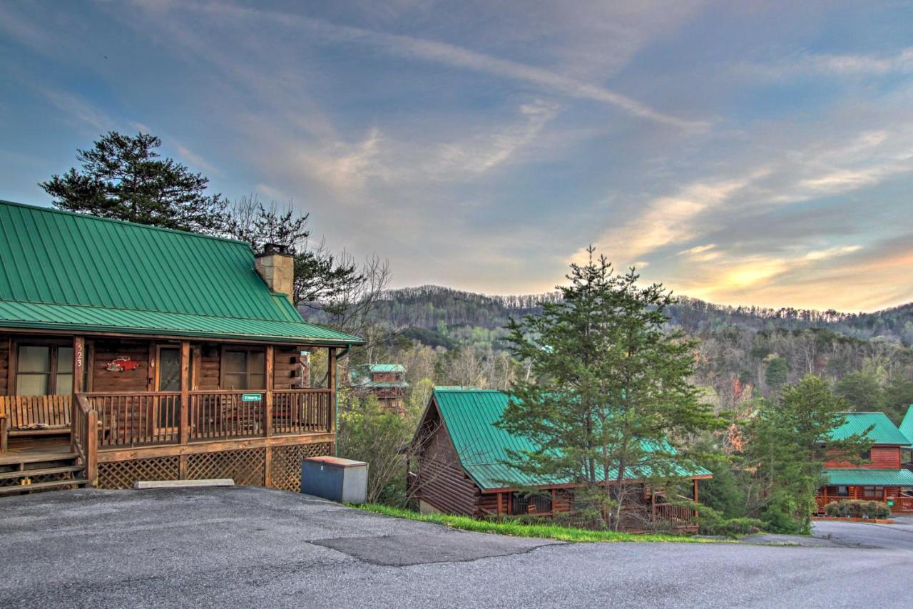 Pigeon Forge Cabin With Hot Tub And Mountain Views! Exteriér fotografie